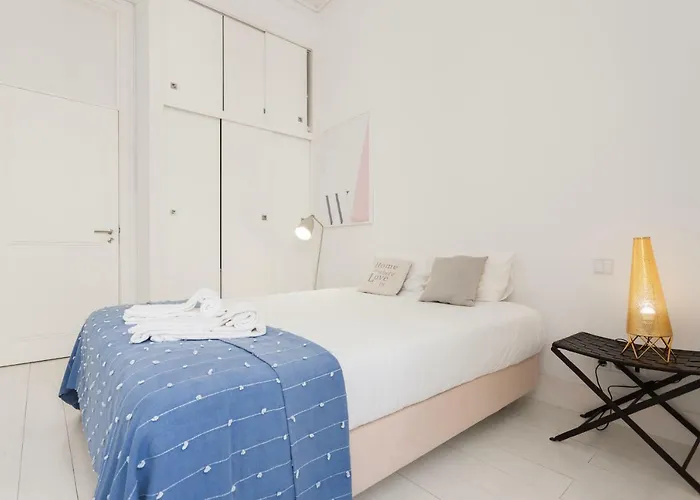 Baixa Tile Blue Two-bedroom - By Lu Holidays Apartament *
