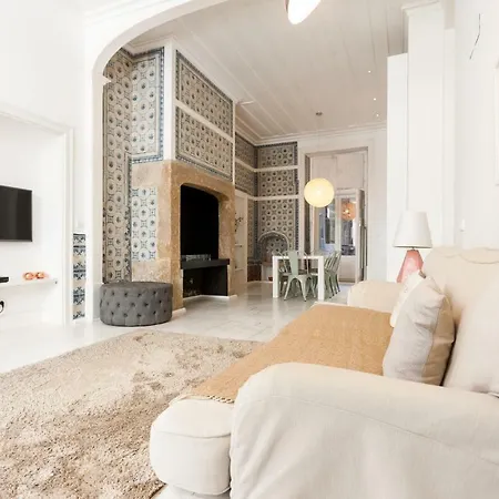 Apartamento Baixa Tile Blue Two-bedroom - By Lu Holidays
