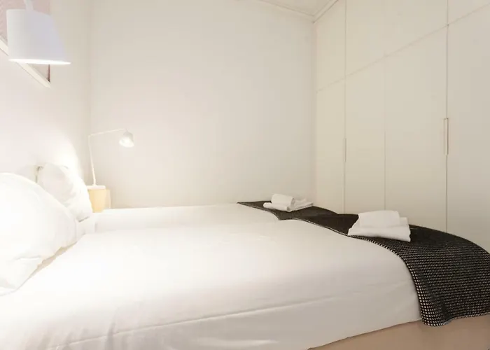 Baixa Tile Blue Two-bedroom - By Lu Holidays Апартаменты