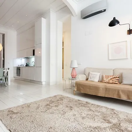 Baixa Tile Blue Two-bedroom - By Lu Holidays *